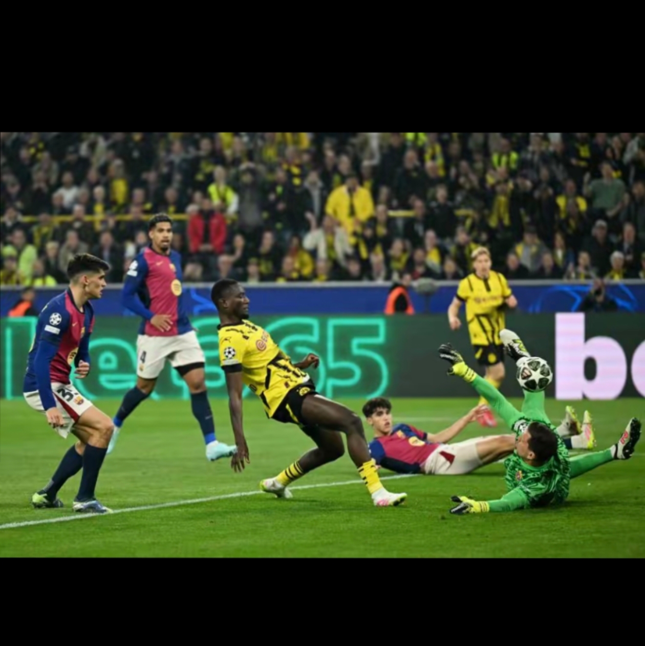 佛罗伦萨客场大破对手，取得连胜势头的简单介绍