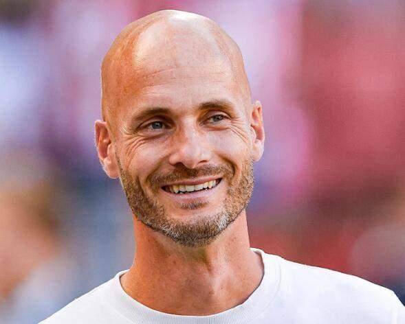 沃尔夫斯堡球员个人技术表现突出，成为关注焦点的简单介绍