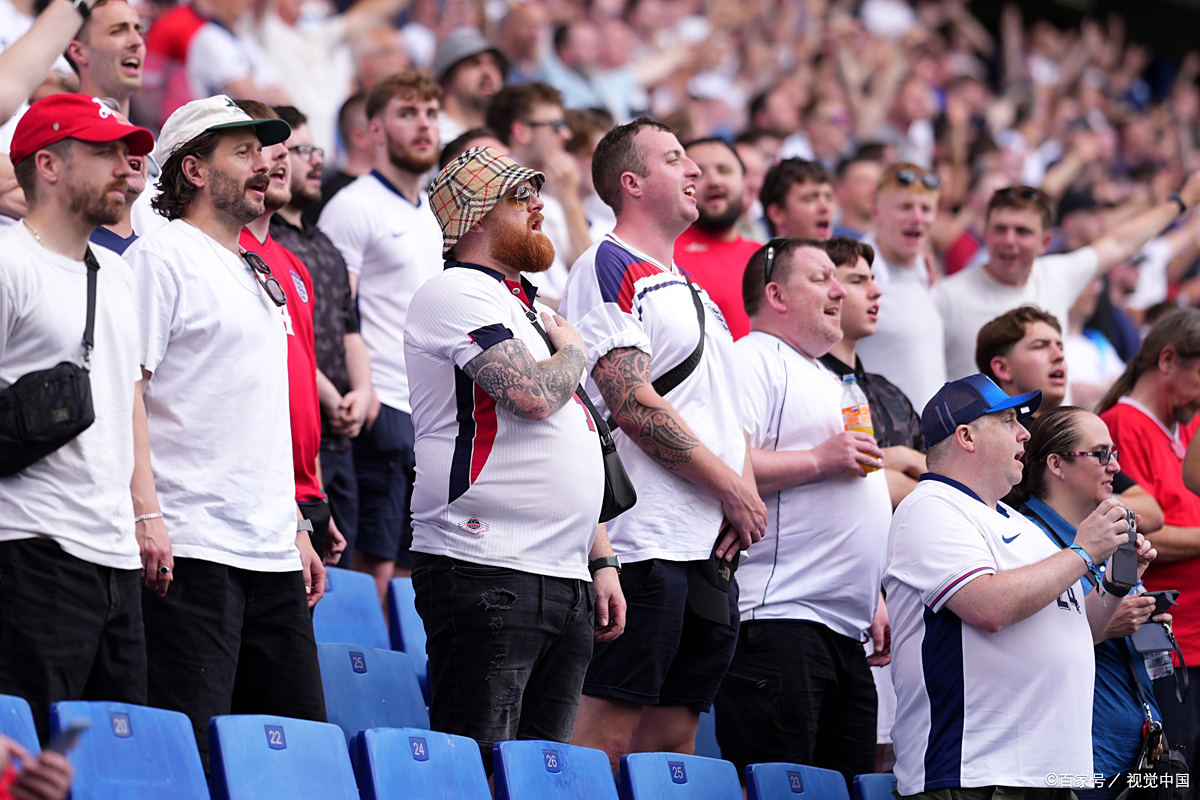 震撼表现!一支队伍用实力征服球迷们的简单介绍 震撼表现!一支队伍用实力征服球迷们的简单介绍