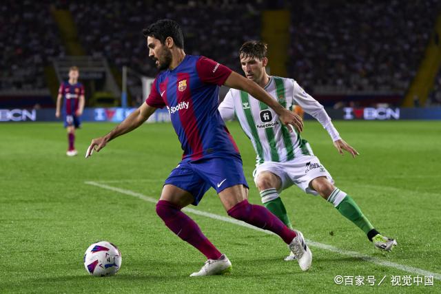 关于格拉纳达主场逼平对手，积分不变的信息