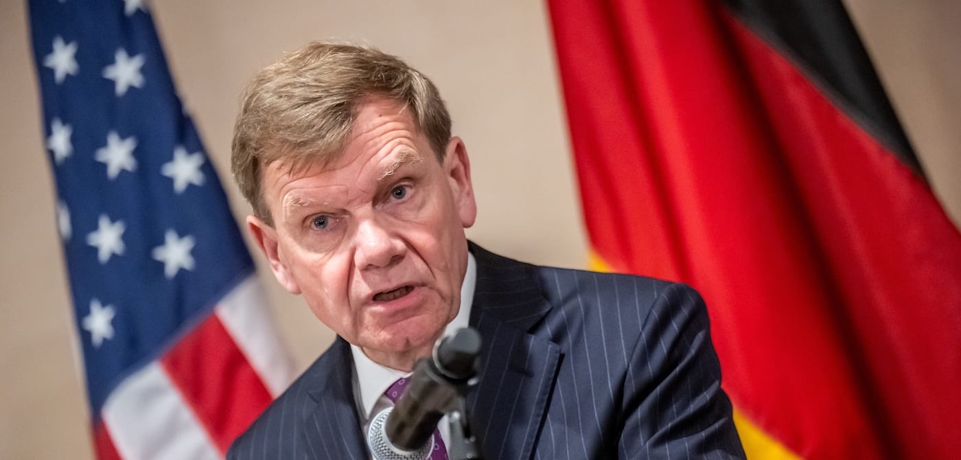 关于德国主场大胜白俄罗斯，提前锁定小组第一的信息