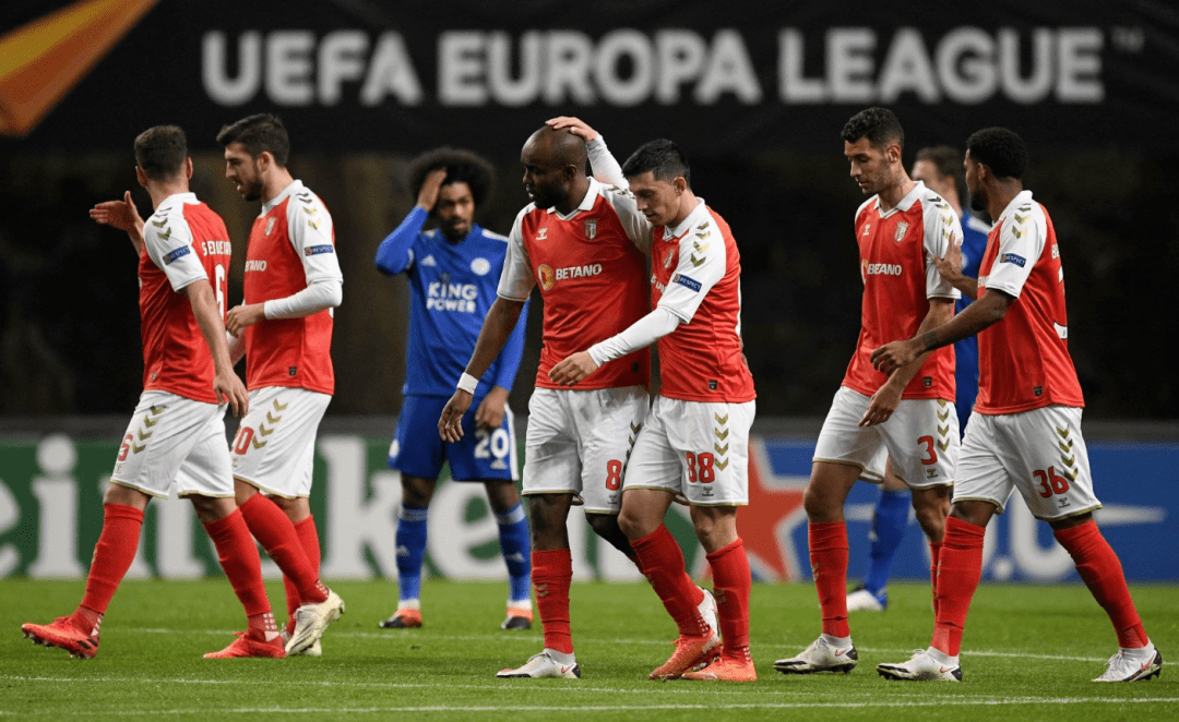 包含柏林联队新援表现出色，展现出强大实力的词条